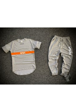 Весенний костюм