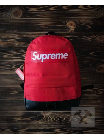 Красный рюкзак Supreme